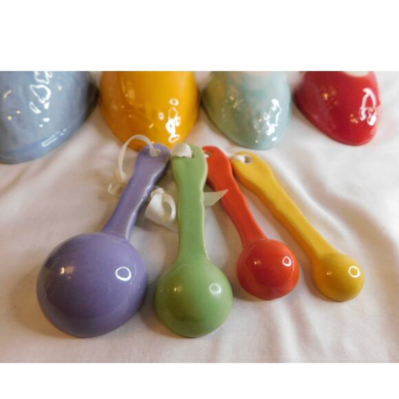 Pioneer Woman _ Willow 8-Piece Stoneware Measuring Cups and Spoons Sets New - Picture 7 of 7